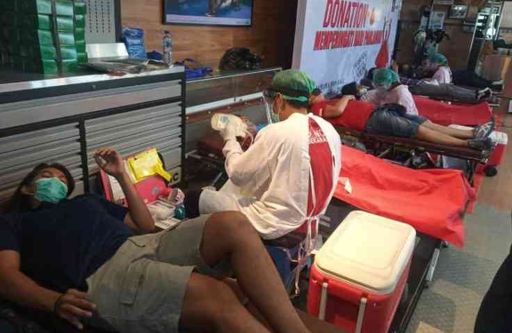 Peduli Sesama Komunitas Motor di Bali Ini Donor Darah
