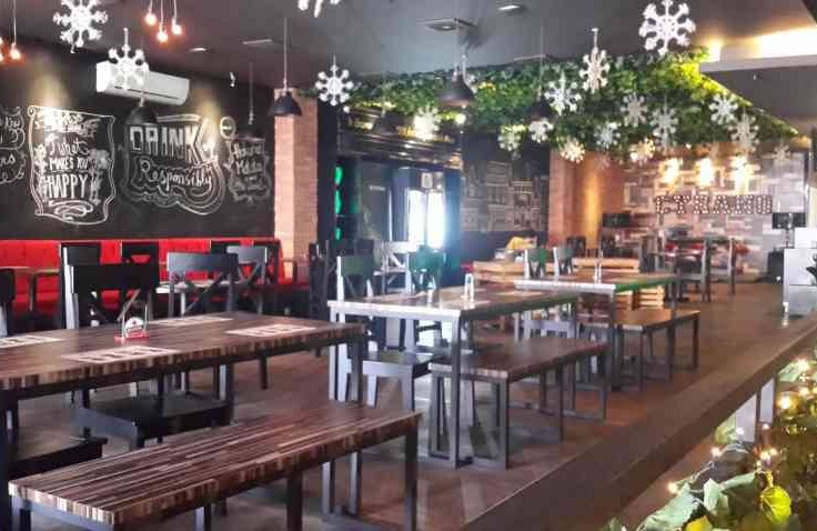 Cyrano Cafe Tempat Ngopi Asyik di Bogor