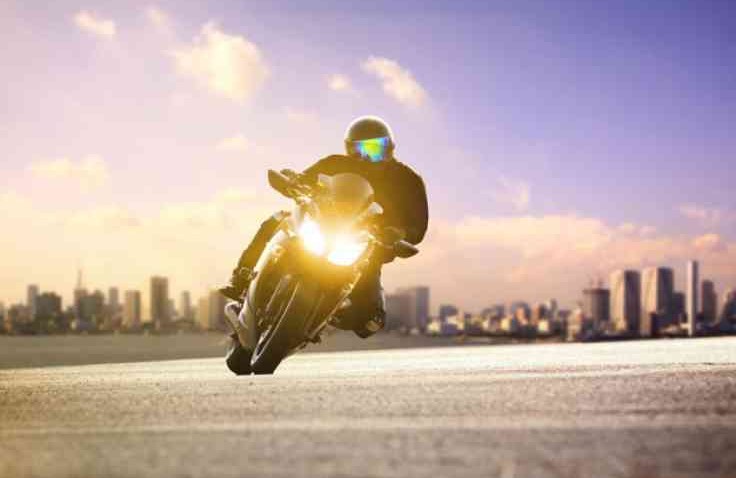 Kenapa Lampu Motor Harus Menyala Siang Hari