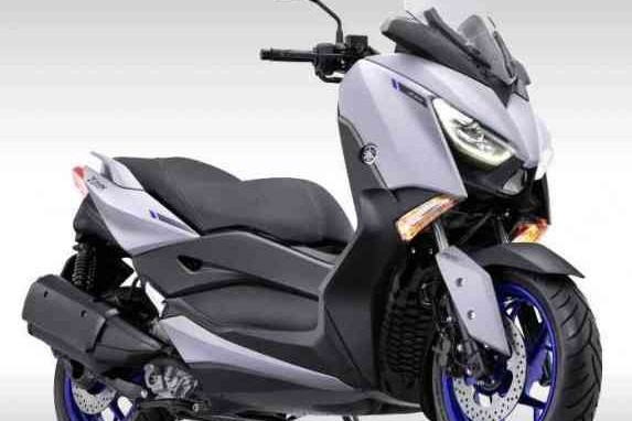 Wow, Motor Matic Besar Ini Punya Warna Baru