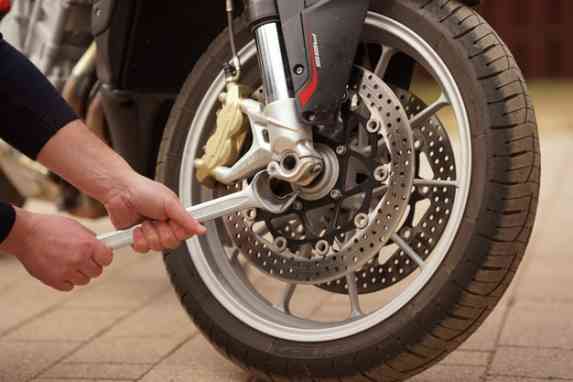  Cara Merawat Velg Sepeda Motor Supaya Tetap Awet
