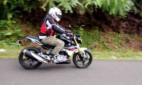 Cara Aman dan Nyaman Melibas Tanjakan Pakai Motor Kopling