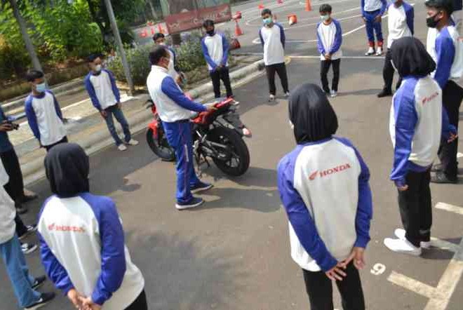Semangat Tebar Paham Safety Riding, Wahana Buka Edukasi dengan Prokes