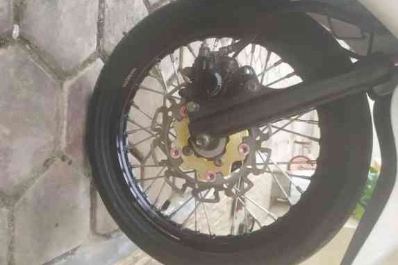 Apa Keunggulan Velg Jari-jari Kalau Dibandingkan Dengan Velg Palang