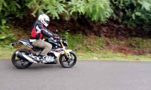 Begini Cara Supaya Aman Saat Jatuh Dari Motor