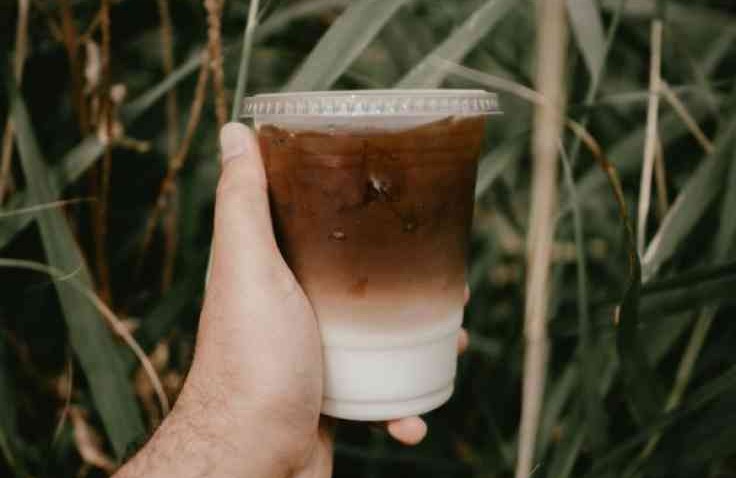 Resep dan Cara Membuat Es Kopi Susu Kekinian, Murah dan Enak