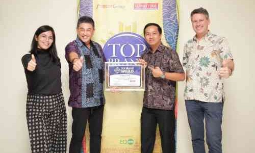 Konsisten Jadi Solusi untuk Kendaraan Bermotor, Federal Oil Raih Penghargaan Top Brand Award 2021