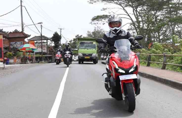 Cara Supaya Aman Saat Jatuh Dari Motor, Simak Tipsnya Berikut