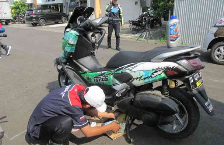 Tips Perawatan Motor Jelang Akhir Tahun Buat Persiapan Touring