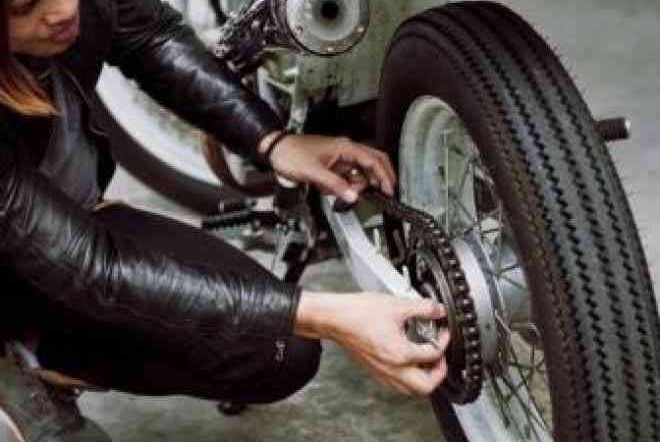 Kamu Harus Tahu, Penyebab Rantai Sepeda Motor Melar dan Cara Mengatasinya