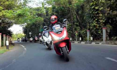 Touring Bersama, Komunitas Honda Geliatkan Lokasi Wisata