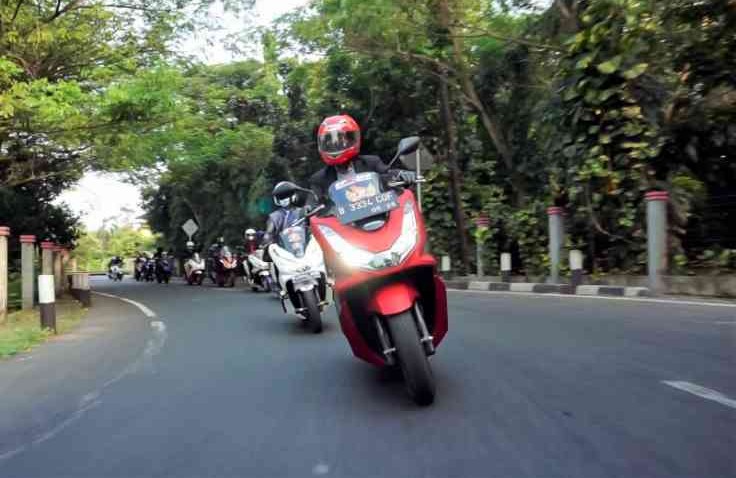 Touring Bersama, Komunitas Honda Geliatkan Lokasi Wisata