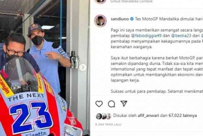  Sandiaga Uno Naik Motor Federal Oil Gresini Racing MotoGP di Sirkuit Mandalika 2022