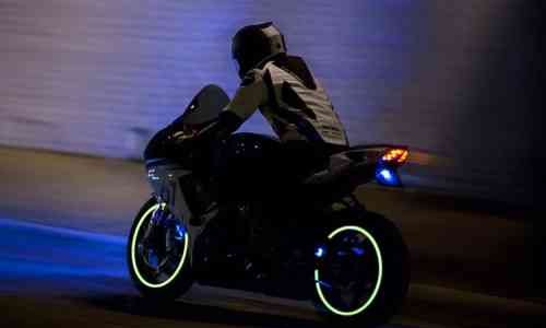 Tips Jitu Hilangkan Ngantuk Saat Riding Malam