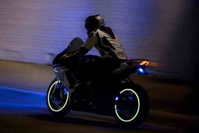 Tips Jitu Hilangkan Ngantuk Saat Riding Malam