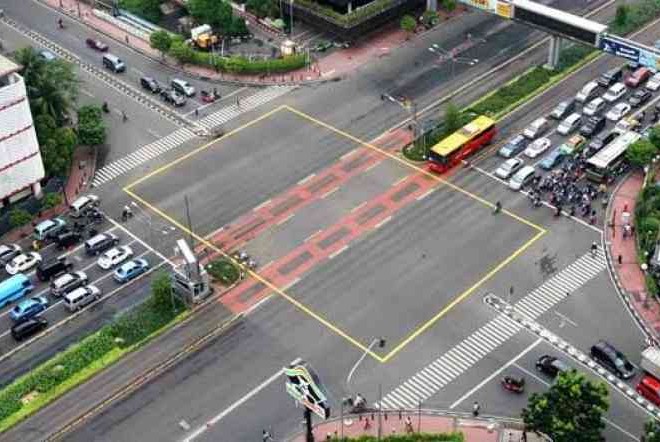 Pengertian Yellow Box Junction, Simak Penjelasannya Berikut