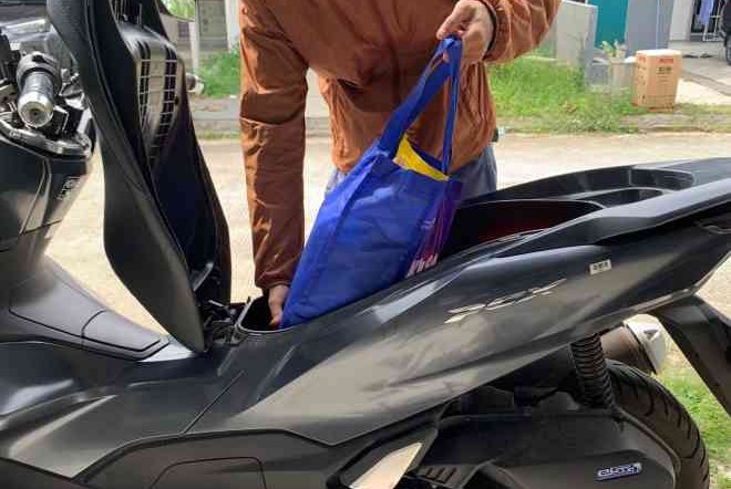 Jangan Sampai Terlupakan, Ini Barang-barang yang Harus Ada di Dalam Bagasi Motor