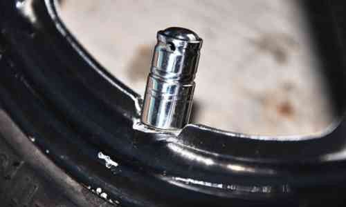 Jangan disepelekan, Inilah Fungsi Tutup Pentil Pada Ban Motor, Meski Kecil Tapi Sangat Penting