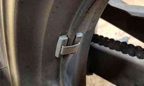 Ini Fungsi Logam Besi Yang Ada Di Velg Motor, Ternyata Penting Lho