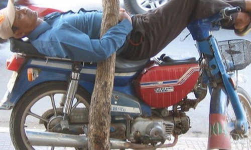 Cegah Microsleep Saat Berkendara, Cara Jitu Hindari Bahaya