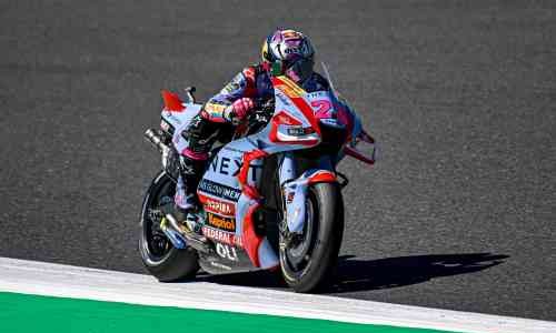 Punya Baju Balap, Mau Awet ? Begini Cara Merawatnya