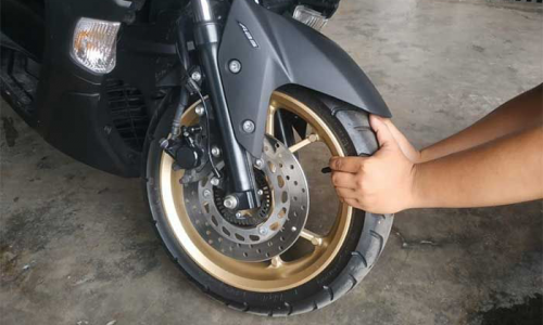 Menjaga Tekanan Angin Ban, Salah Satu Cara Aman Dan Nyaman Berkendara