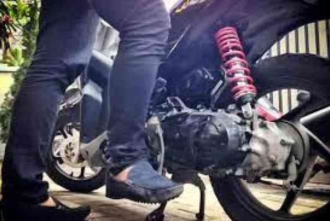 Tips Mudah Atasi Kick Starter Motor Matic Yang Macet