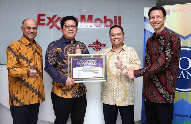 Jadi Merek Pelumas Rekomendasi Utama Konsumen Roda Dua, Federal Oil Kembali Raih Penghargaan Top Brand Award 2022
