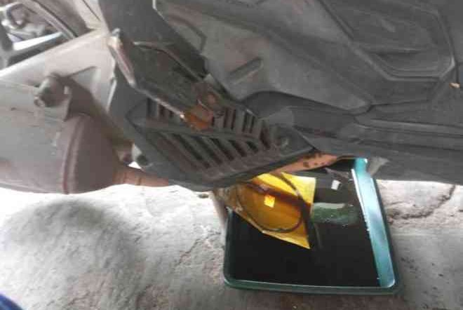Apa Penyebab Oli Mesin Motor Berkurang ? Berikut Penjelasan Ahli