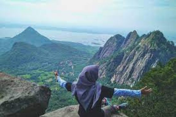 Empat Lokasi Wisata Purwakarta, Nomor Tiga Cuma Ada Di Akhir Pekan!