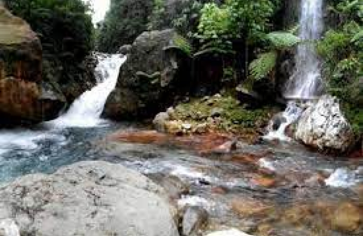 Curug Ciburial, Destinasi Wisata Yang Cocok Untuk Akhir Pekan