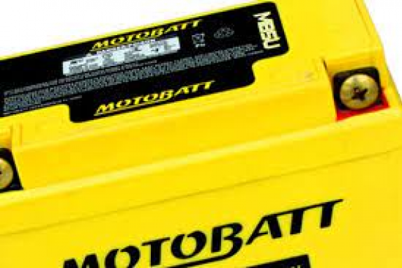 Cegah Aki Motor Terbakar dan Meledak Dengan Empat Tips Dari Mekanik Spesialis Aki