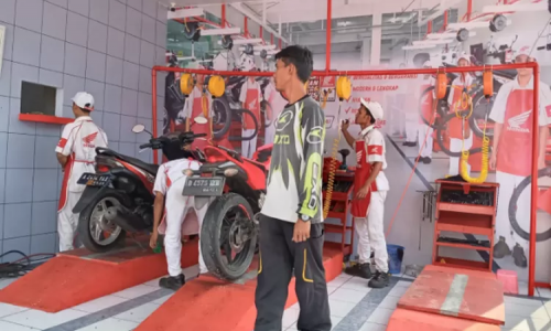 Ini Pentingnya Mengganti Oli Sepeda Motor Setelah Perjalanan Jauh atau Mudik 