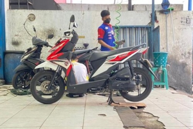 Dua Jenis Oli Yang Harus Diganti Di Motor Matic