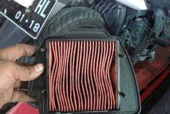 Rutin Bersihkan Filter Udara Motor, Bisa Jaga Performa Saat Berkendara