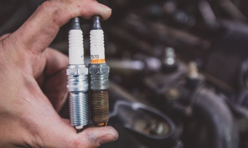 Mitos dan Fakta Seputar Busi Motor, Ternyata Ini Cara Merawat Busi Yang Benar