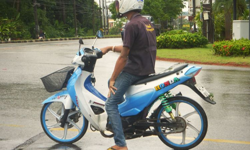 Masih Menggunakan Ban Ukuran Kecil Saat Berkendara? Ini Bahayanya Saat Digunakan