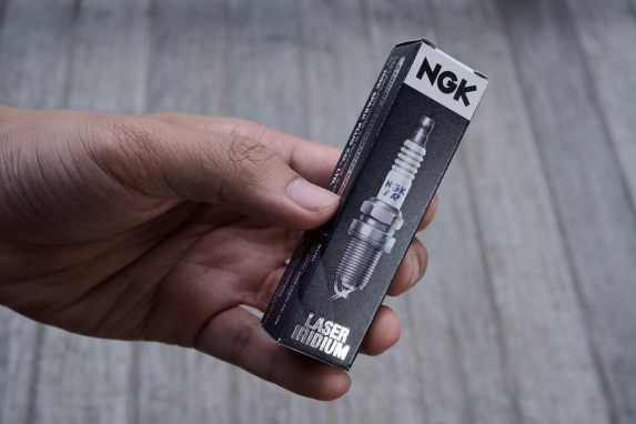 Apakah Busi Iridium Bisa Bikin Boros Bensin? Ini Penjelasannya