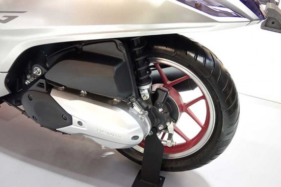 Ini Alasan Roda Motor Matic Berputar Saat Langsam