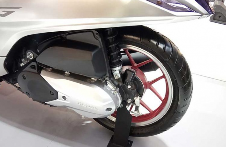 Ini Alasan Roda Motor Matic Berputar Saat Langsam