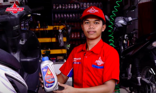 Rutin Ganti Oli Setiap Bulan Bisa Bikin Mesin Motor Feders Makin Nyaman
