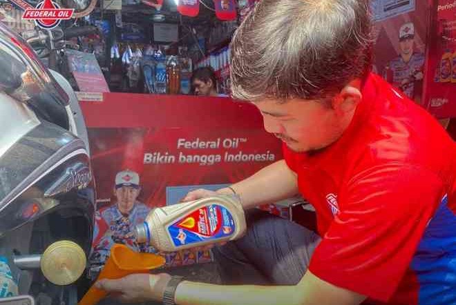 Ini Alasannya Mengapa Motor Ditinggal Mudik Tetap Perlu Ganti Oli Mesin