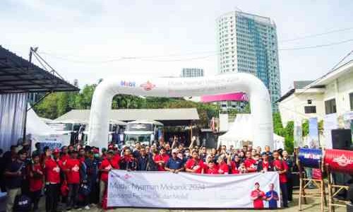 PT ExxonMobil Lubricants Indonesia Kembali Berangkatkan Ratusan Mekanik Beserta Keluarga Mudik Melalui Program Mudik Nyaman Mekanik 2024