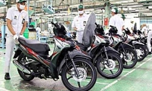 Ingin Angkat Derajat Motor Bebeknya, Honda Hadirkan Wajah Baru Supra X 125 Helm in