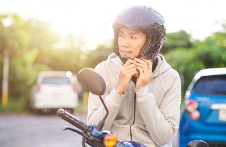 Fungsi Helm Yang Harus Kamu Ketahui