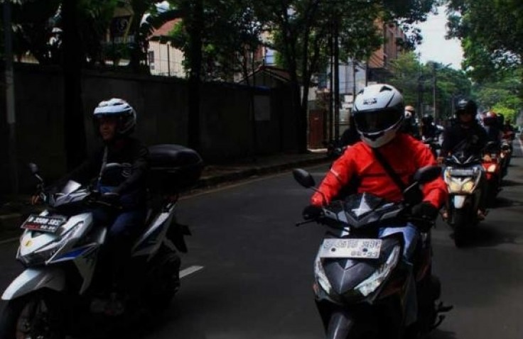 Waspada Bahaya Blind Spot, Begini Trik Cara Menghindarinya