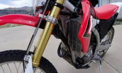 Shockbreaker Motor Bisa Rusak Karena