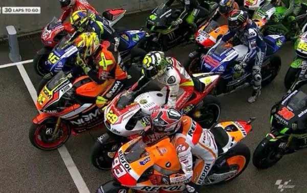 Rider-MotoGP-Start-dari-Pit-Lane.jpg